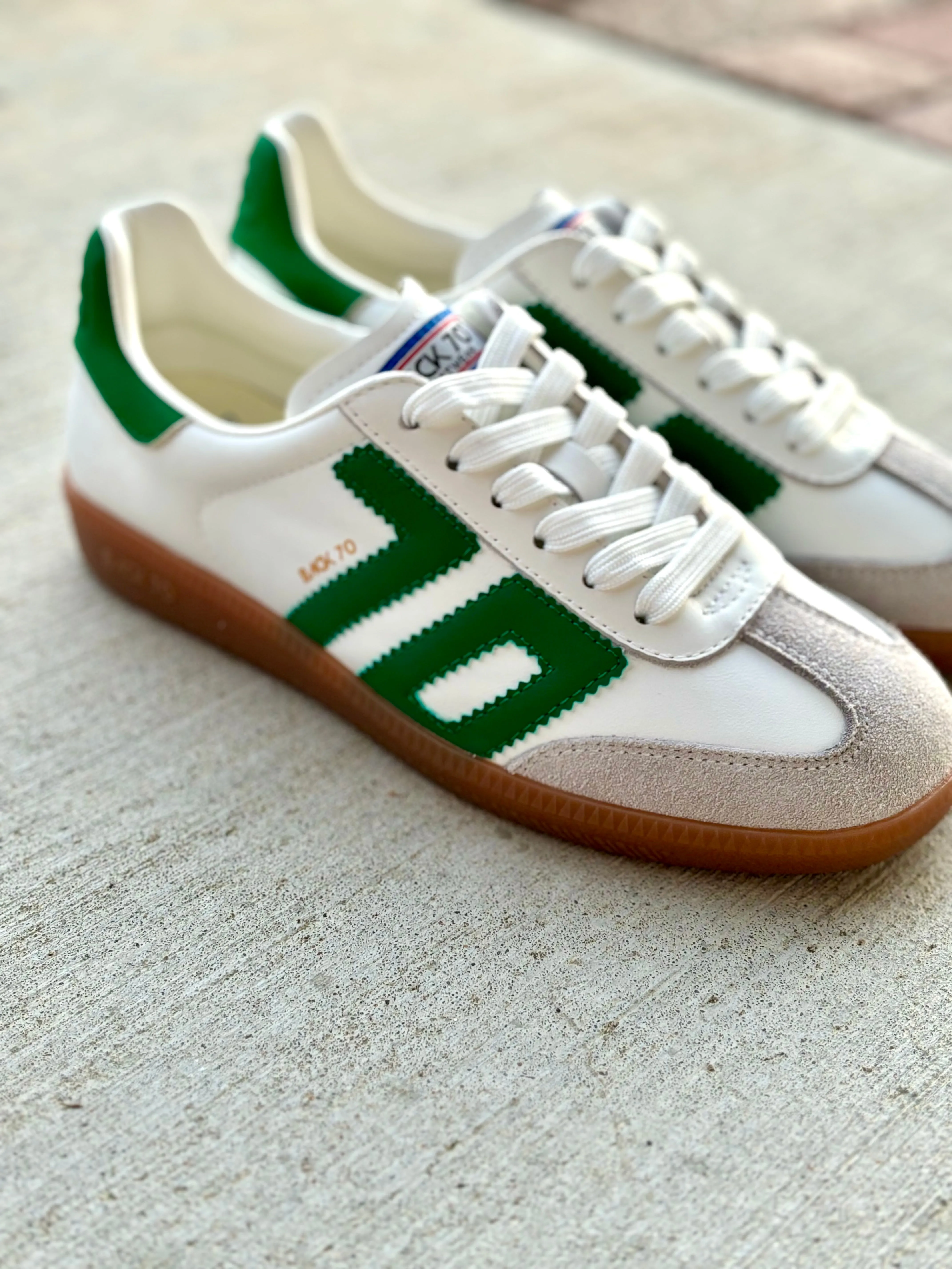Back 70 | Cloud Green Sneakers