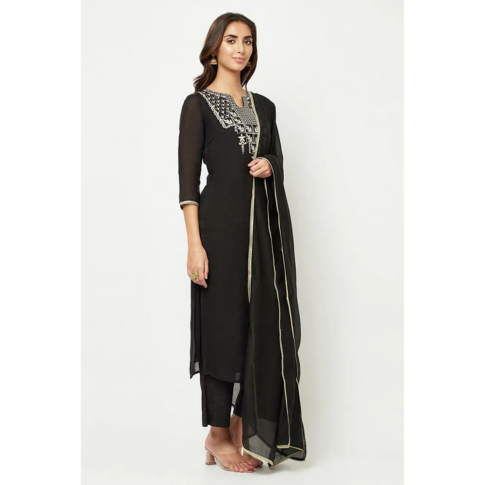Barara Ethnic Black Embroidered Kurta (Set of 3)