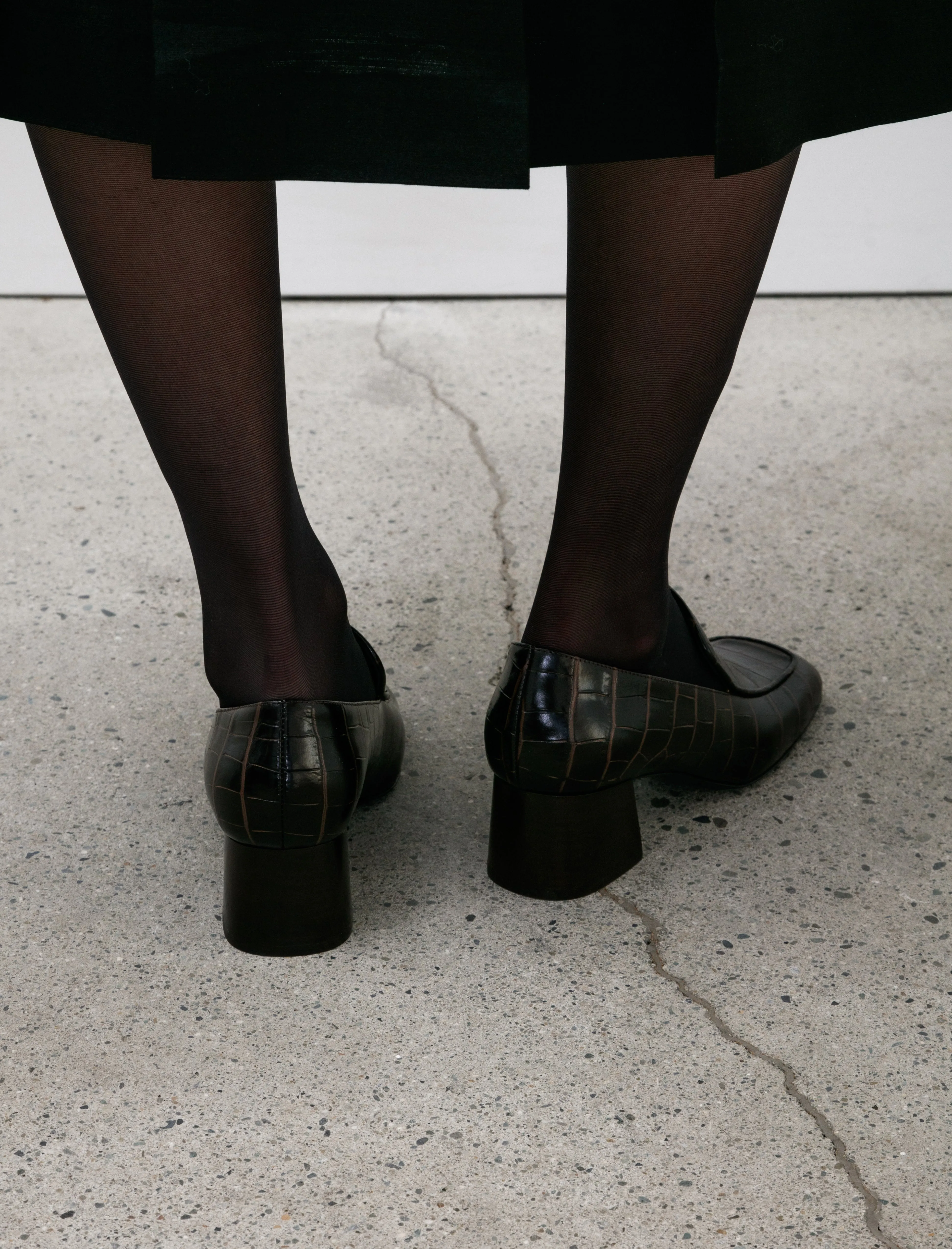 Block Heel Pump Croc Dark Brown