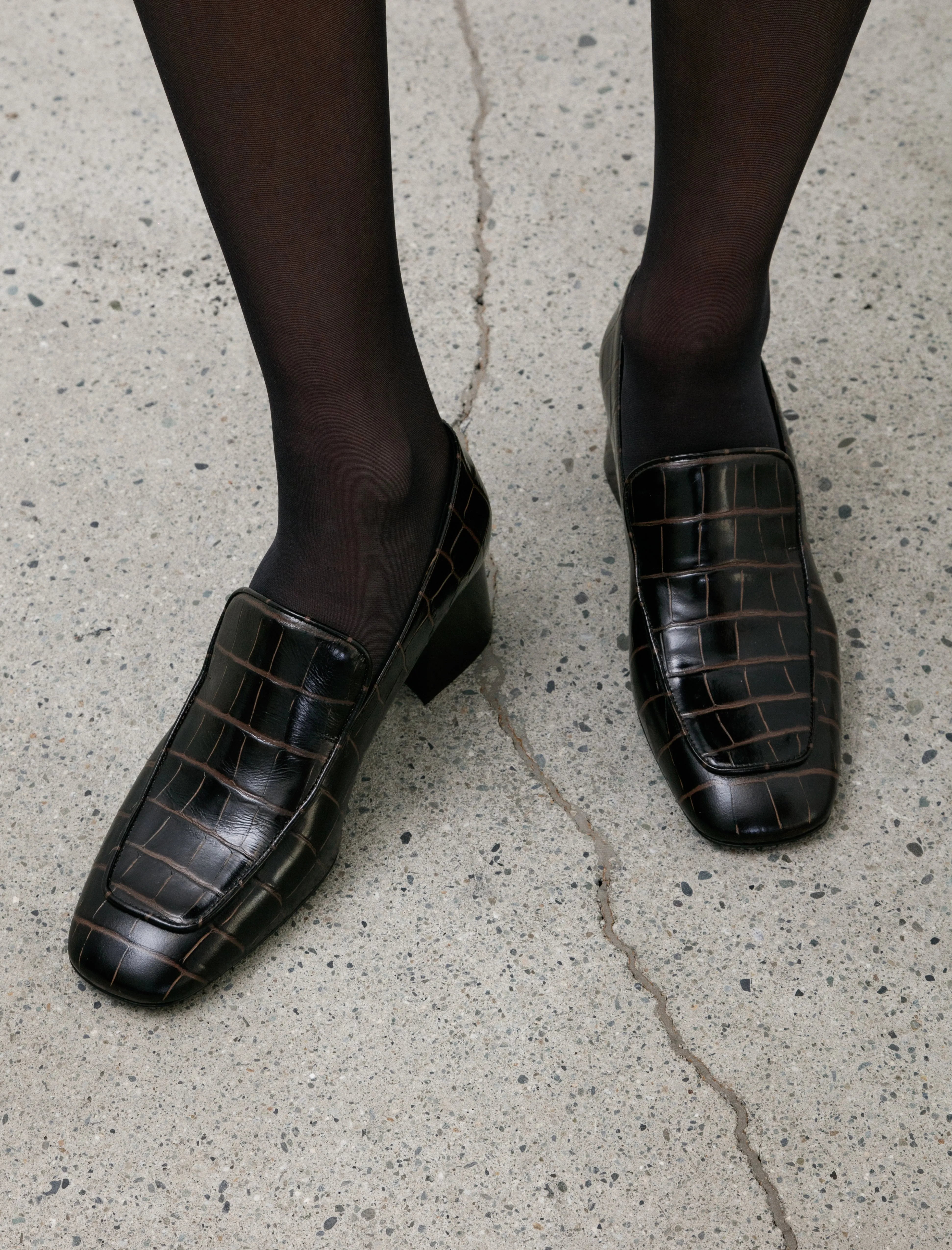 Block Heel Pump Croc Dark Brown