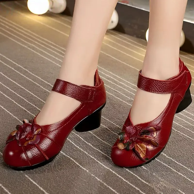 USS Shoes Thalia Women's Ethnic Style Round Toe Pumps
