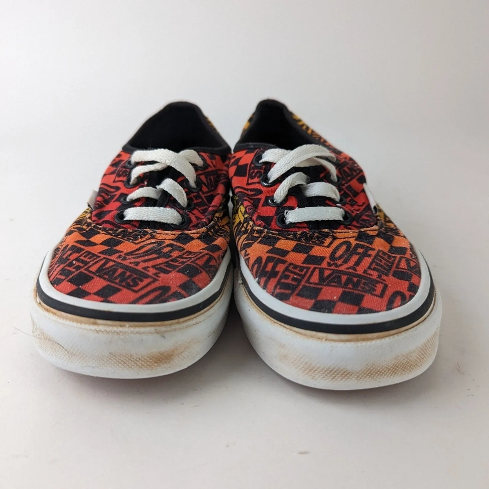 Vans Logo Flame Lace Up Sneakers 5.5